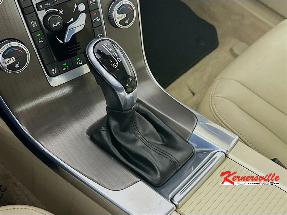 2015 Volvo S60 2nd Gen - Image 16 of 21
