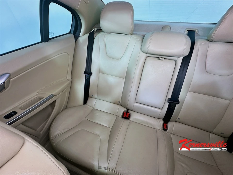 2015 Volvo S60 2nd Gen - Image 12 of 21