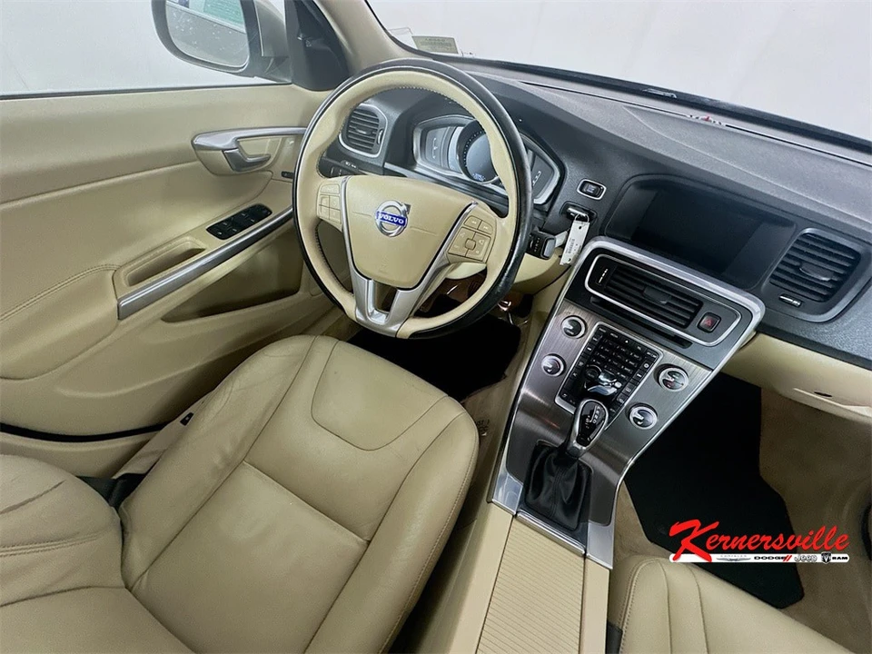 2015 Volvo S60 2nd Gen - Image 9 of 21
