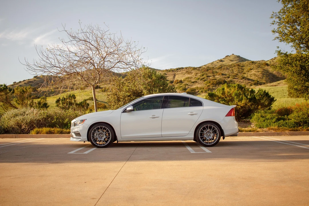 2015 Volvo S60 2nd Gen - Image 8 of 31