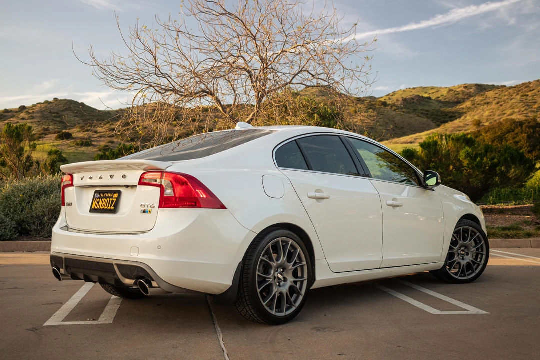 2015 Volvo S60 2nd Gen - Image 10 of 31