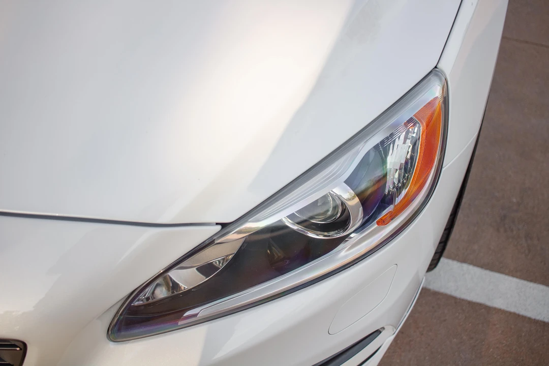 2015 Volvo S60 2nd Gen - Image 16 of 31