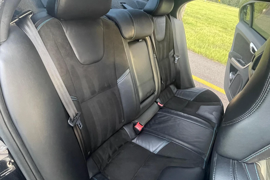 2015 Volvo S60 2nd Gen - Image 28 of 31