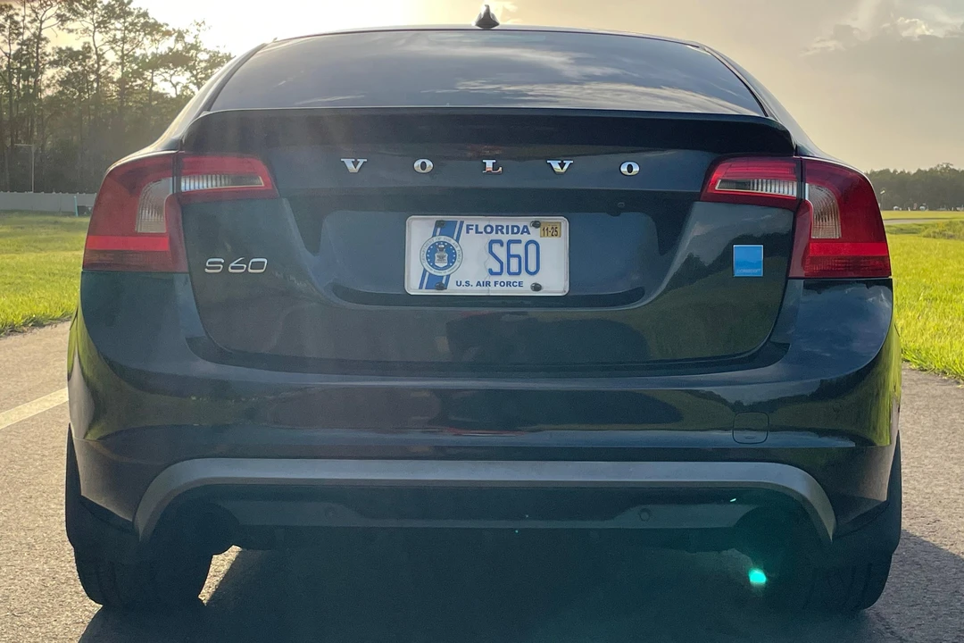 2015 Volvo S60 2nd Gen - Image 5 of 31