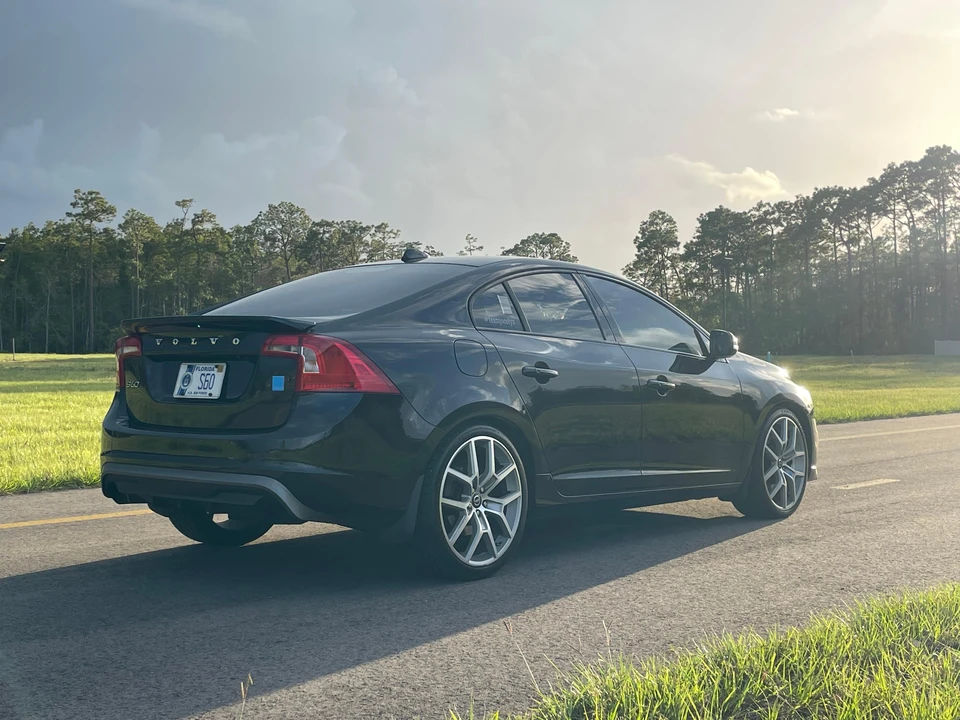 2015 Volvo S60 2nd Gen - Image 9 of 31