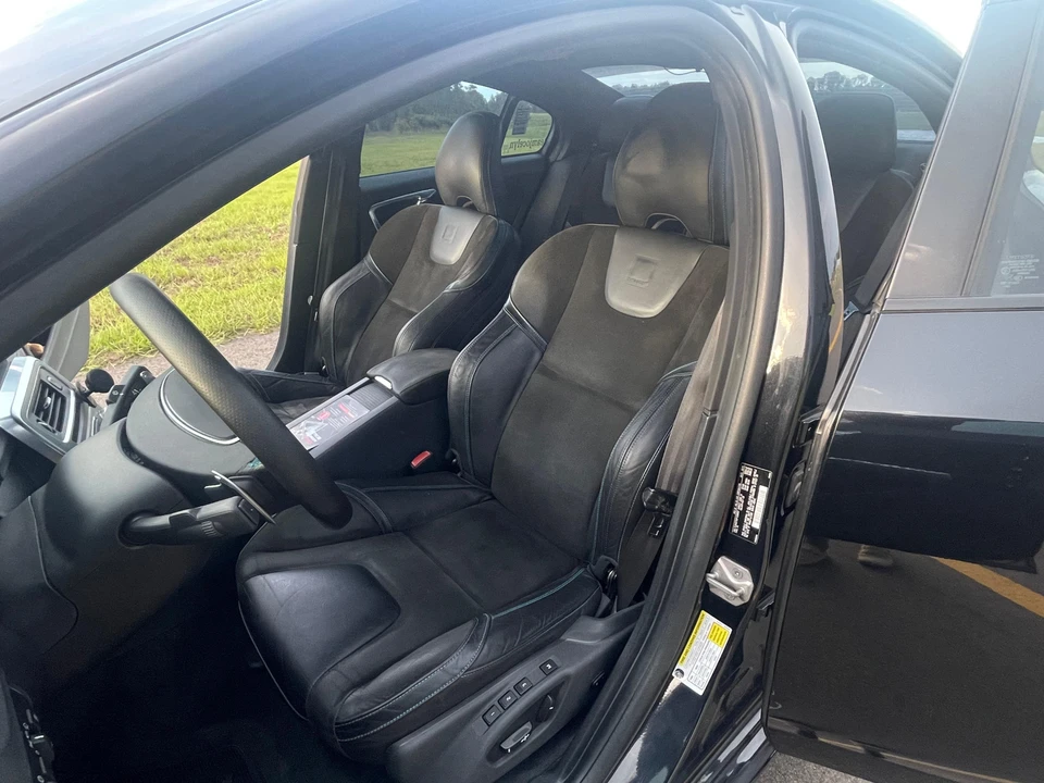 2015 Volvo S60 2nd Gen - Image 30 of 31