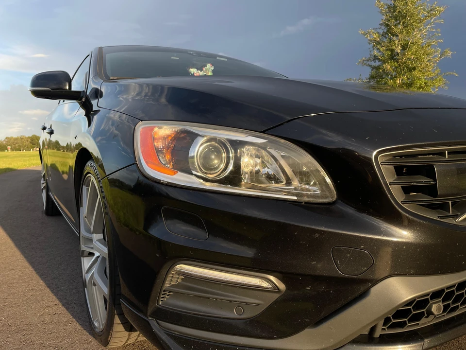 2015 Volvo S60 2nd Gen - Image 11 of 31