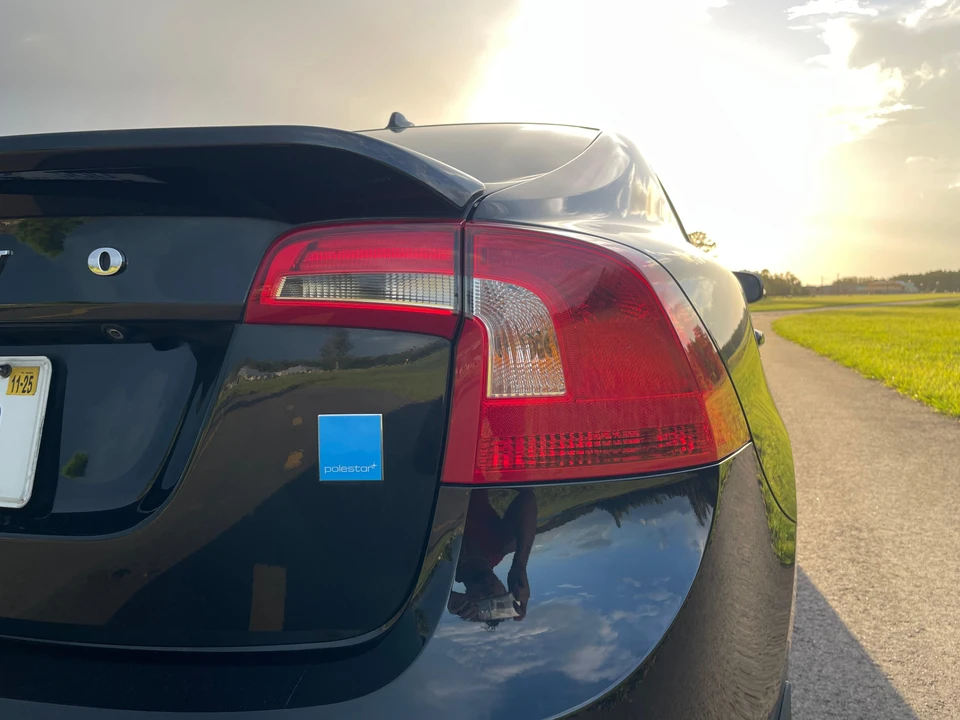 2015 Volvo S60 2nd Gen - Image 17 of 31