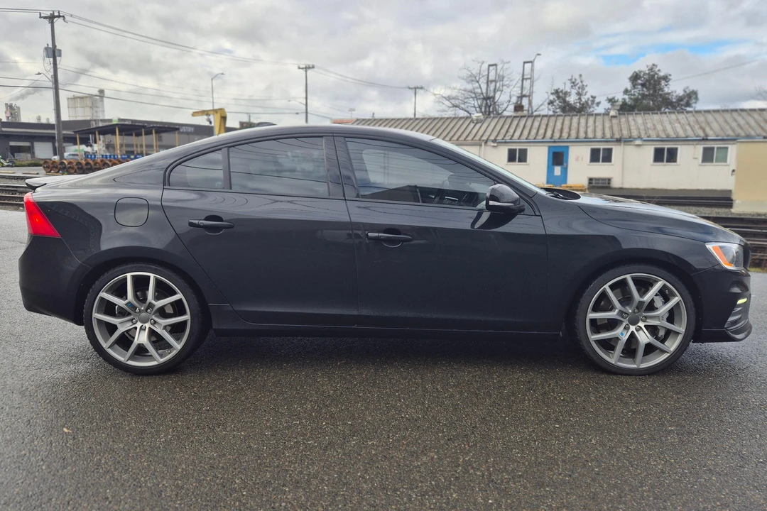 2015 Volvo S60 2nd Gen - Image 3 of 31