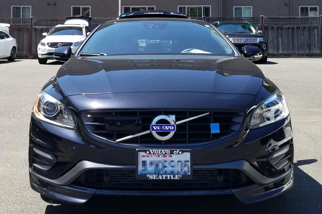 2015 Volvo S60 2nd Gen - Image 2 of 31