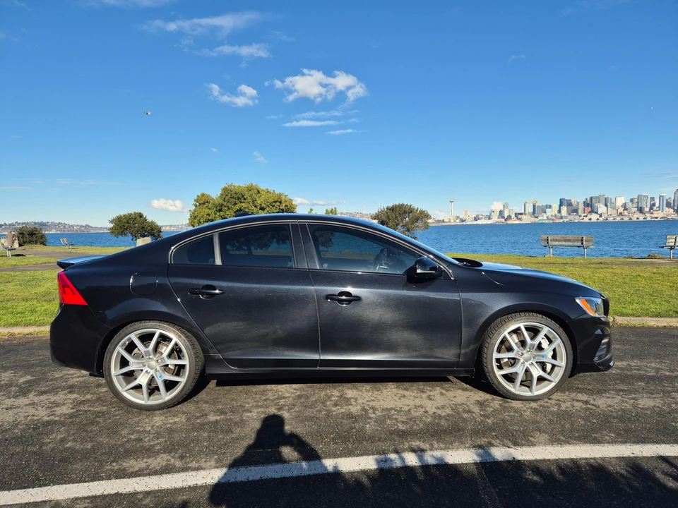 2015 Volvo S60 2nd Gen - Image 15 of 31