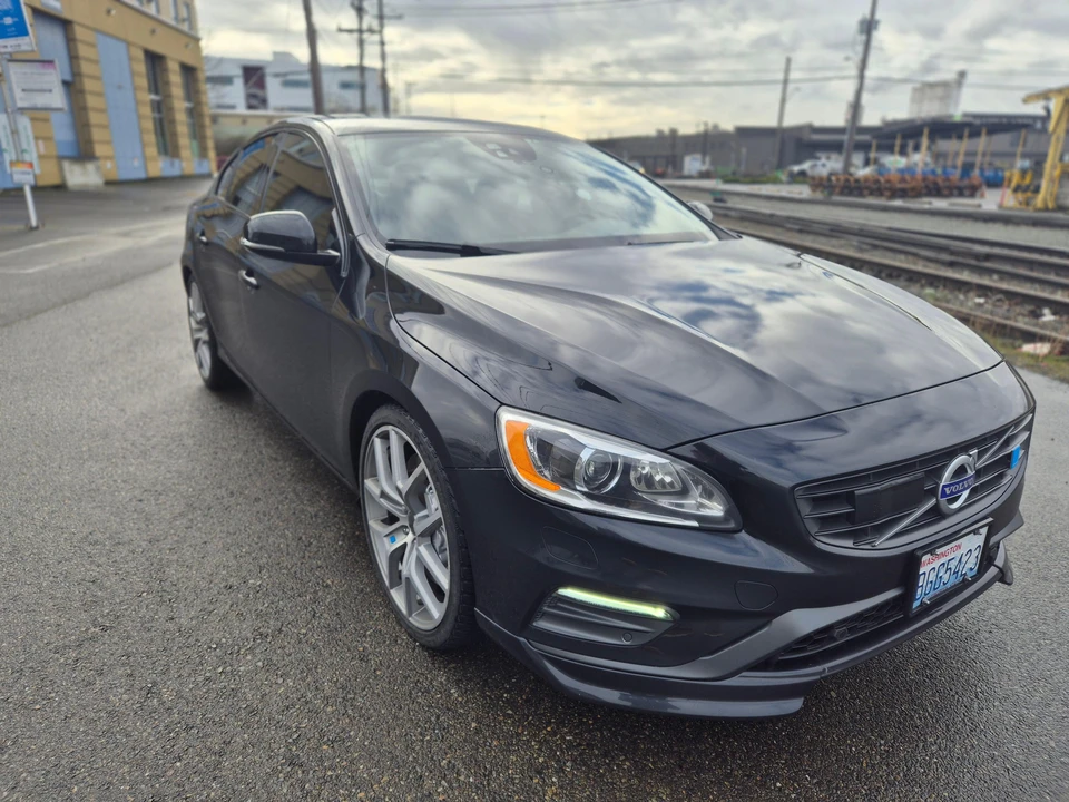 2015 Volvo S60 2nd Gen - Image 16 of 31