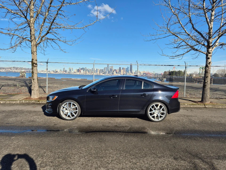 2015 Volvo S60 2nd Gen - Image 10 of 31