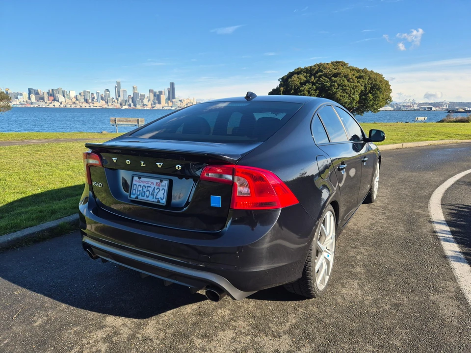 2015 Volvo S60 2nd Gen - Image 13 of 31