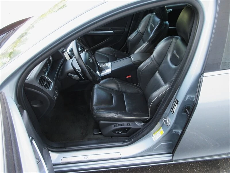 2015 Volvo S60 2nd Gen - Image 31 of 31