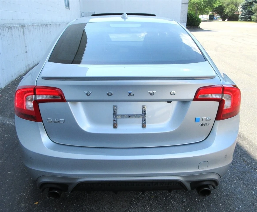 2015 Volvo S60 2nd Gen - Image 20 of 24