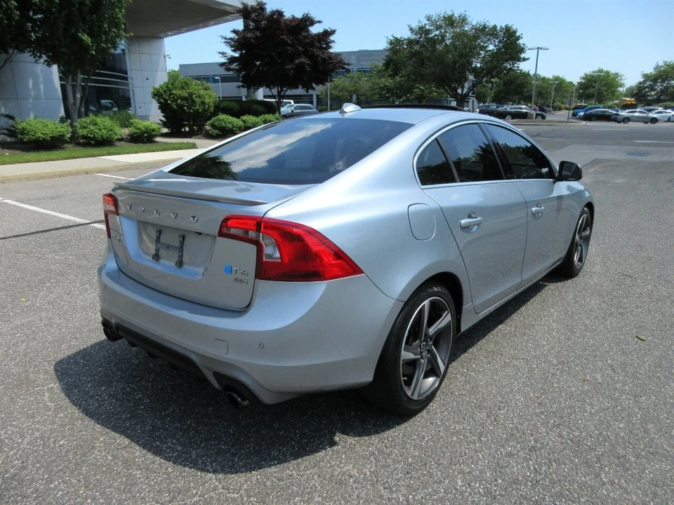 2015 Volvo S60 2nd Gen - Image 12 of 24