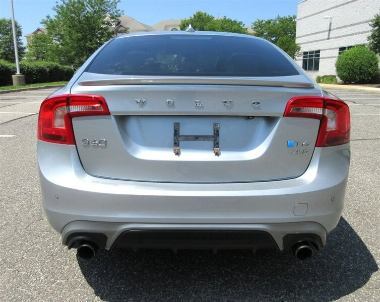 2015 Volvo S60 2nd Gen - Image 16 of 31