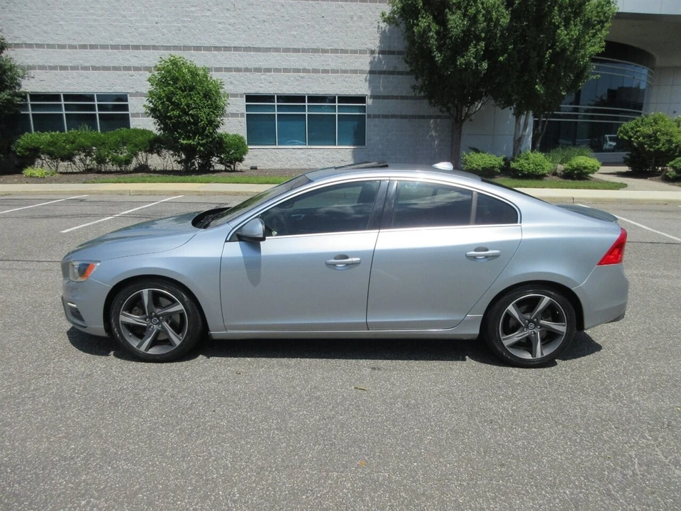 2015 Volvo S60 2nd Gen - Image 13 of 24