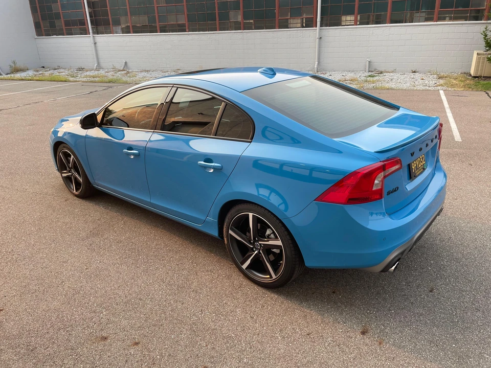 2015 Volvo S60 2nd Gen - Image 17 of 31