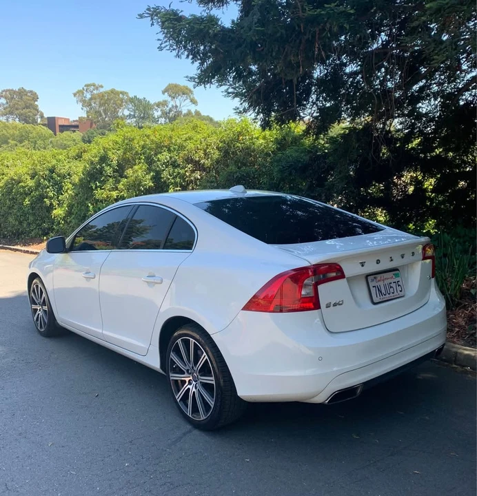 2015 Volvo S60 2nd Gen - Image 6 of 11
