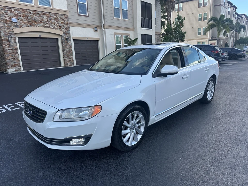 2015 Volvo S80 2nd Gen - Image 9 of 13