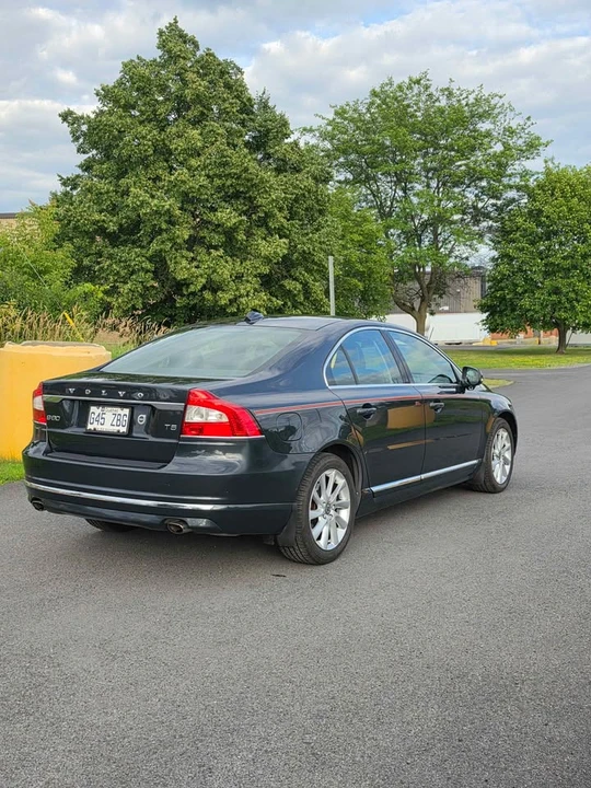 2015 Volvo S80 2nd Gen - Image 3 of 10