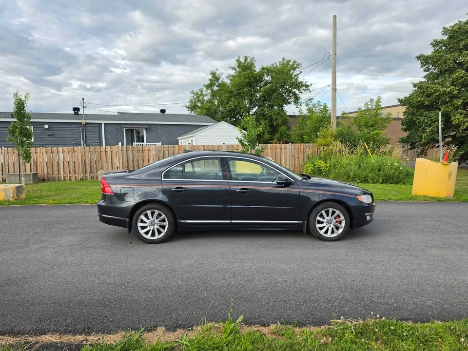 2015 Volvo S80 2nd Gen - Image 2 of 10