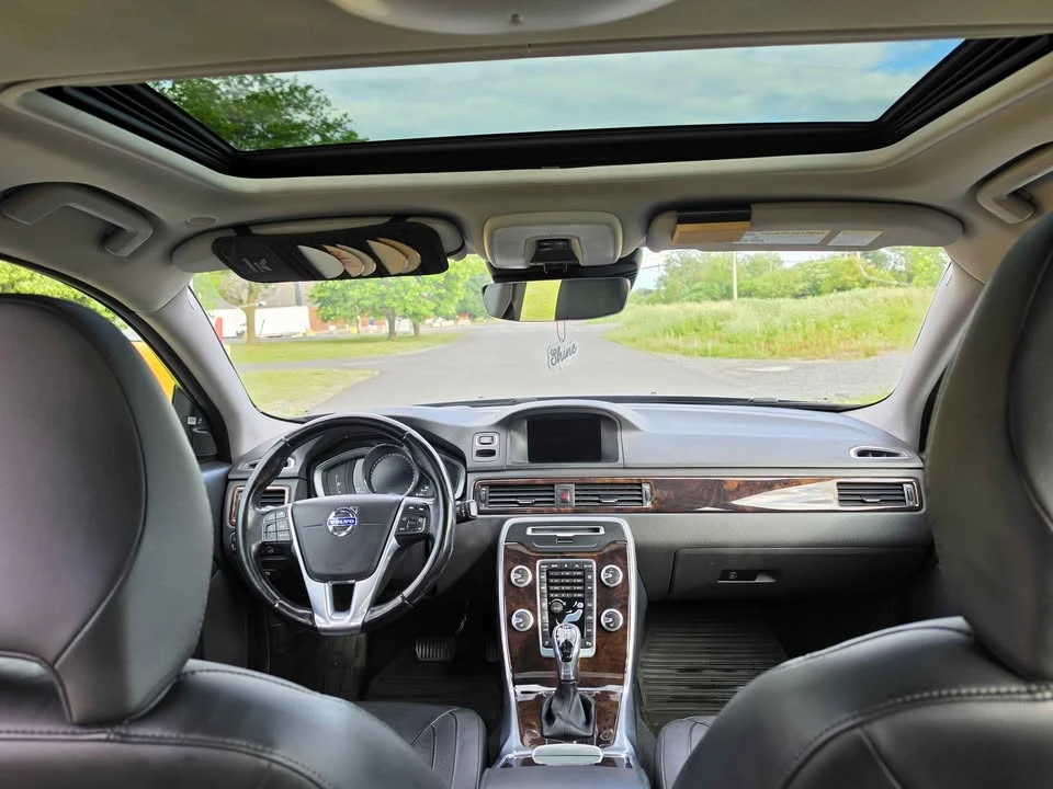 2015 Volvo S80 2nd Gen - Image 9 of 10