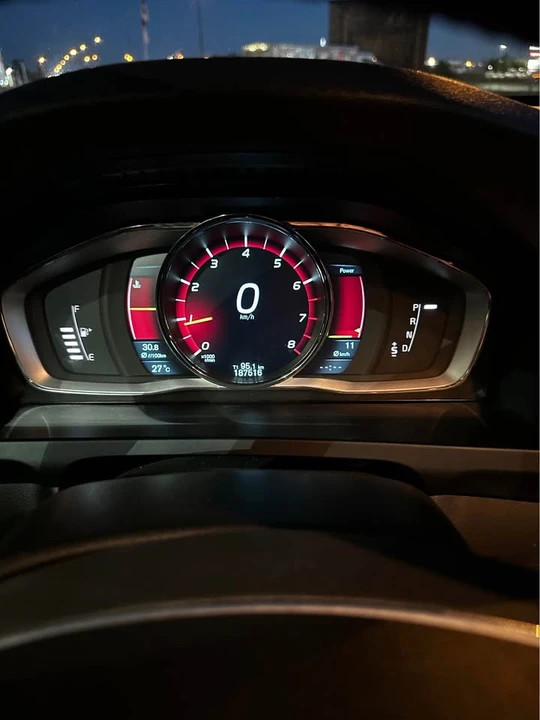 2015 Volvo V60 1st Gen - Image 14 of 14