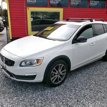 2015 Volvo V60 Cross Country