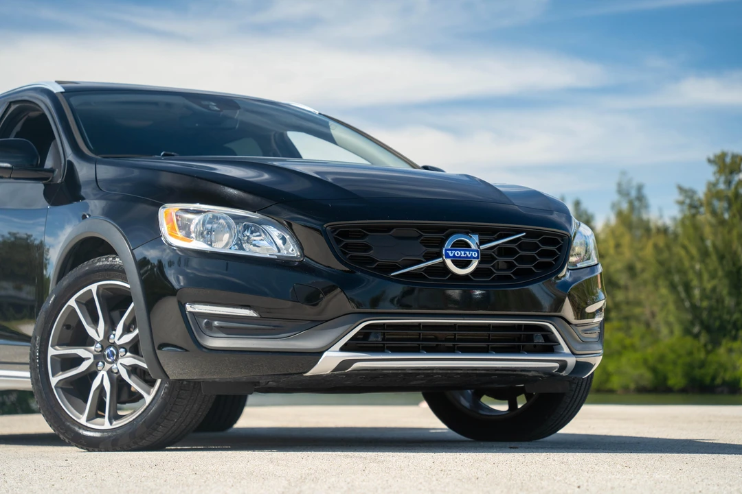 2015 Volvo V60 1st Gen - Image 21 of 31