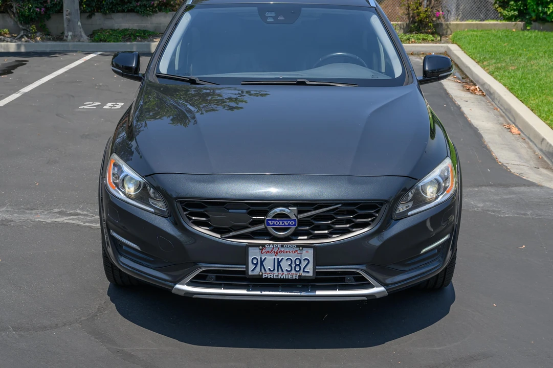 2015 Volvo V60 1st Gen - Image 14 of 31