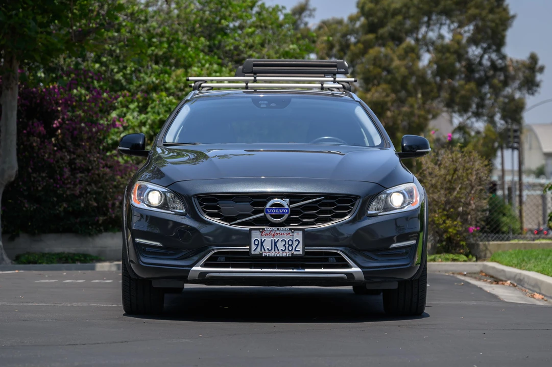 2015 Volvo V60 1st Gen - Image 6 of 31