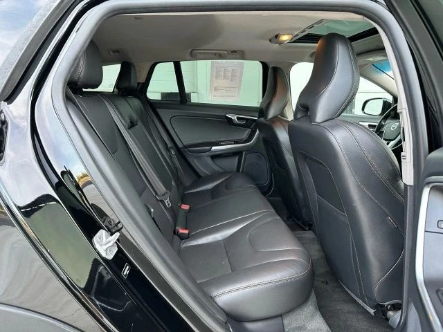 2015 Volvo V60 1st Gen - Image 13 of 21