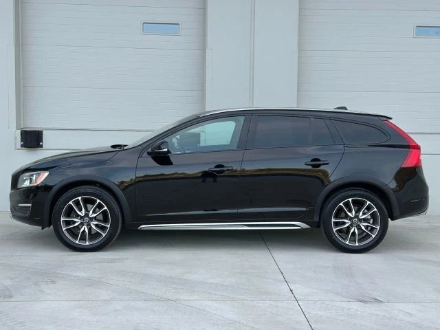 2015 Volvo V60 1st Gen - Image 2 of 21