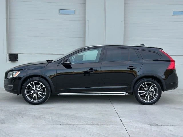 2015 Volvo V60 1st Gen - Image 2 of 21