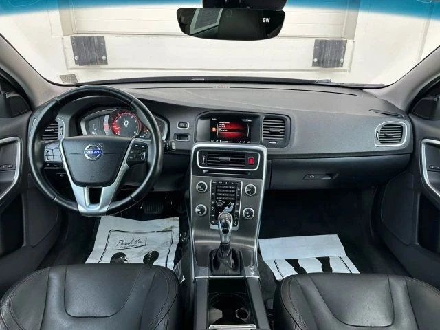 2015 Volvo V60 1st Gen - Image 16 of 21