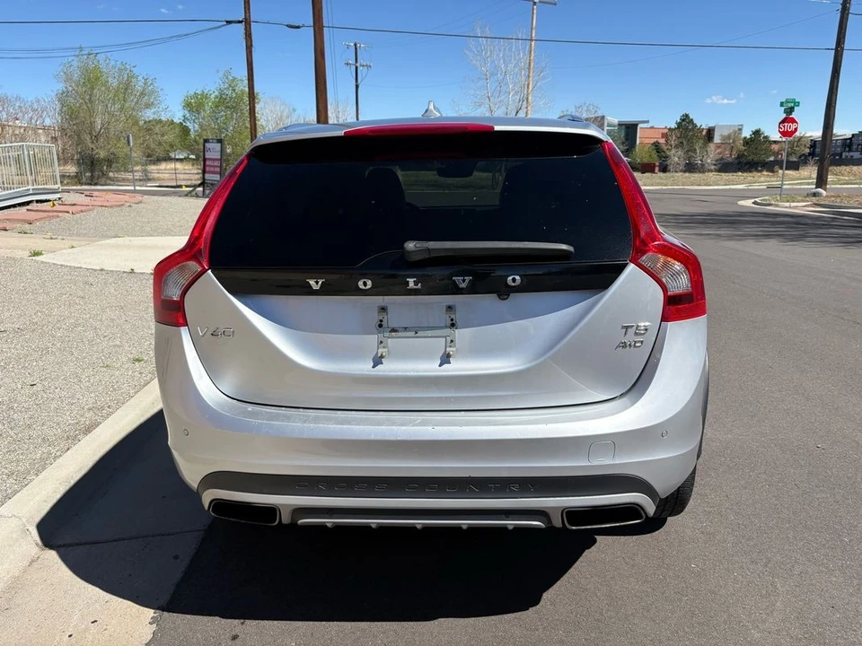 2015 Volvo V60 1st Gen - Image 6 of 21