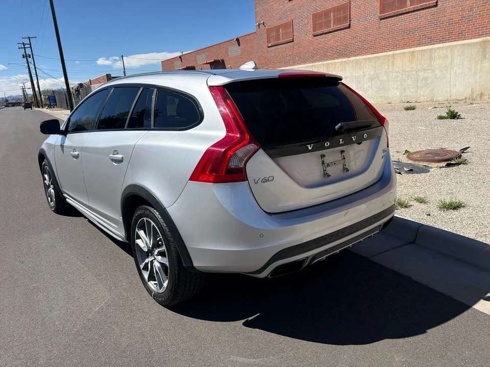2015 Volvo V60 1st Gen - Image 4 of 21