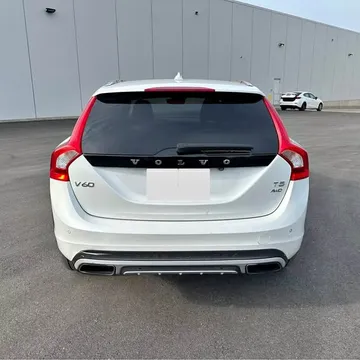 2015 Volvo V60 T5 AWD Cross Country