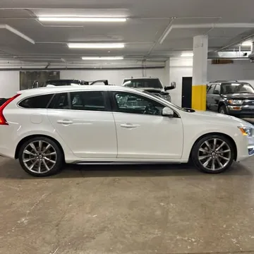 2015 Volvo V60 T5 Premier Plus