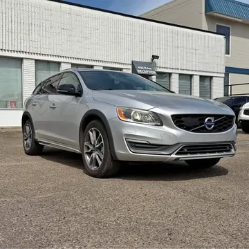 2015 Volvo V60 Cross Country T5 Platinum