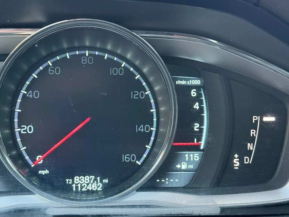 2015 Volvo V60 1st Gen - Image 5 of 13