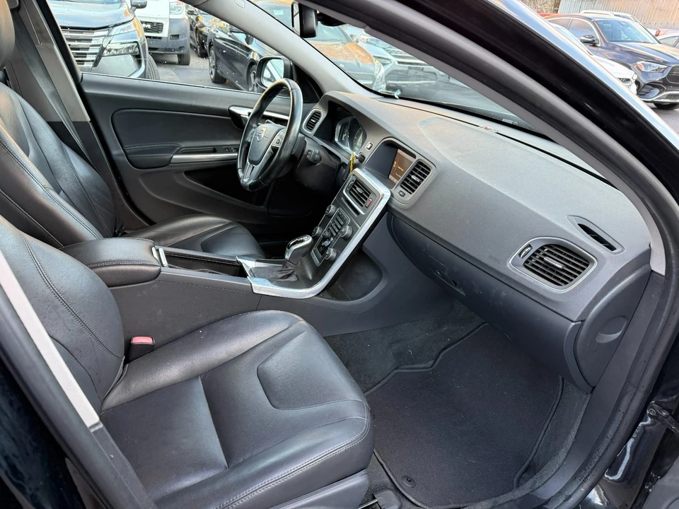 2015 Volvo V60 1st Gen - Image 3 of 13
