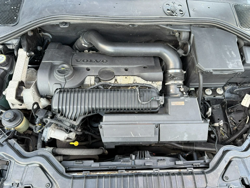 2015 Volvo V60 1st Gen - Image 9 of 13