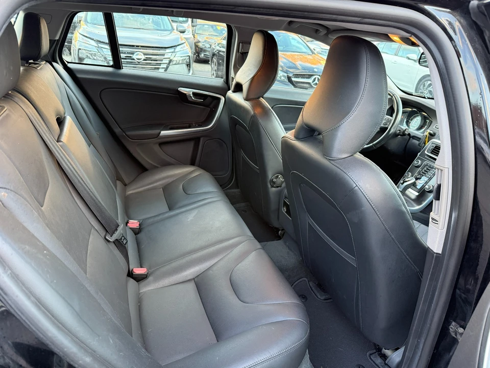 2015 Volvo V60 1st Gen - Image 6 of 13