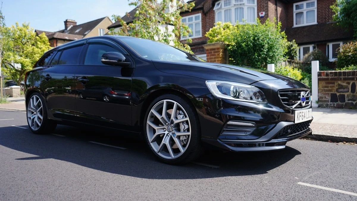 2015 Volvo V60 1st Gen - Image 10 of 31