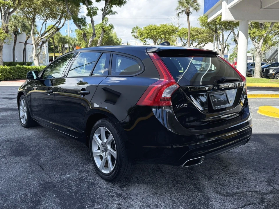 2015 Volvo V60 1st Gen - Image 3 of 17