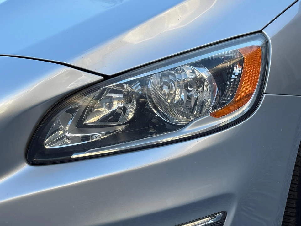 2015 Volvo V60 1st Gen - Image 23 of 25